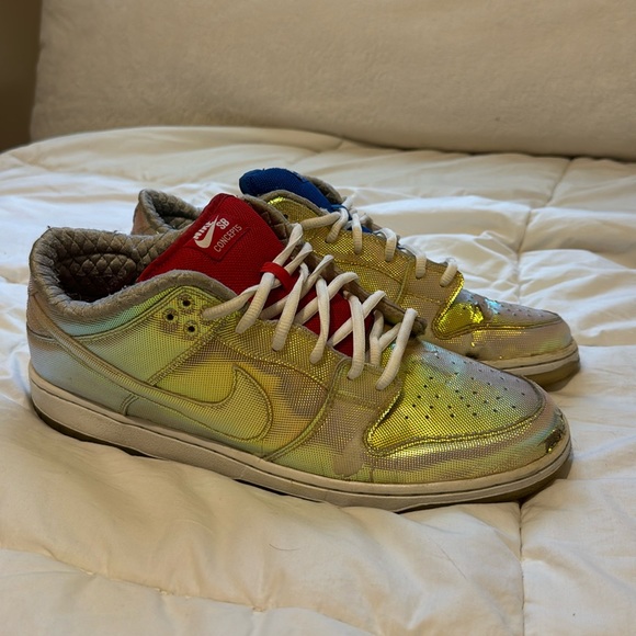 Nike SB Concepts Dunk Low (Holy Grail)